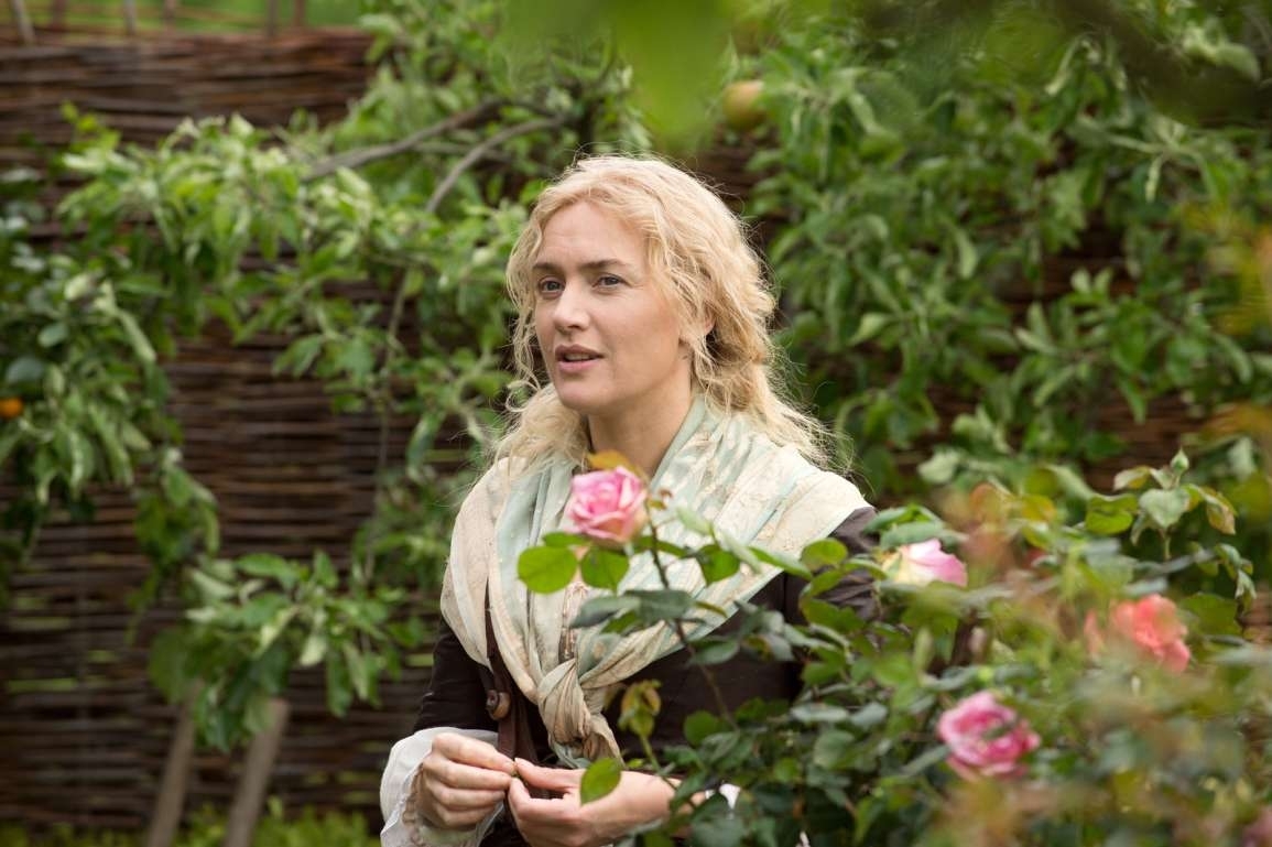 Als „Die Gärtnerin von Versailles“ bringt Kate Winslet 1682 eine weibliche Note in den geplanten Park des Sonnenkönigs.   Bild: z