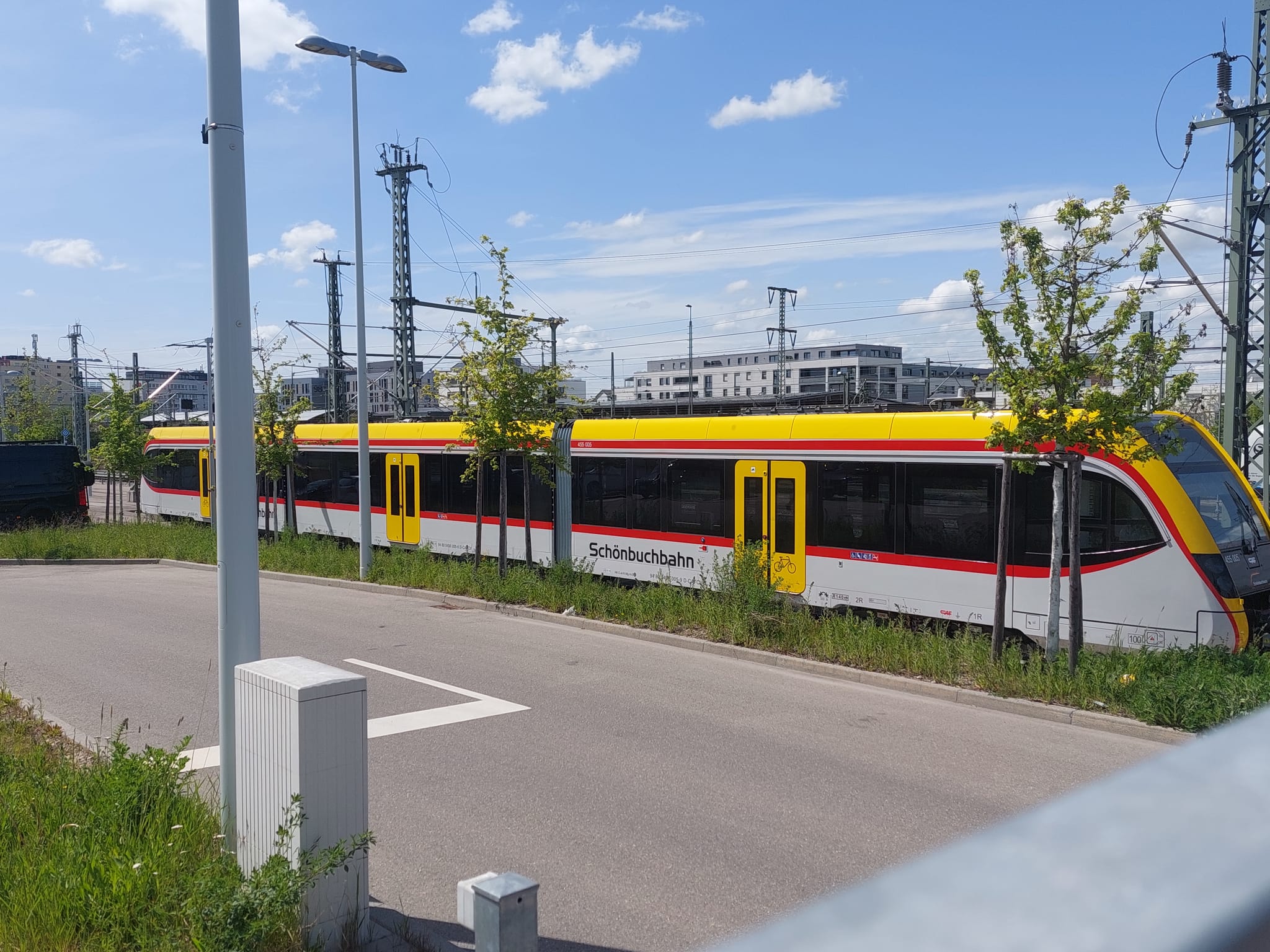 Die Schönbuchbahn in Böblingen. Um den 15-MInuten-Takt nach Holzgerlingen zu halten, fahren ab Januar Busse zur Unterstützung . Bild: z