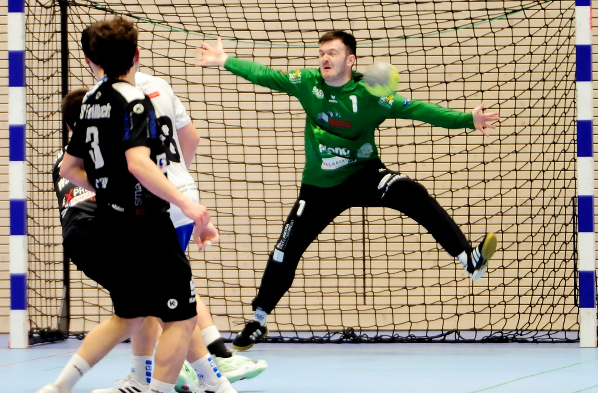 Fabian Rothsching kehrte mit Beginn der zweiten Halbzeit zwischen die Pfosten der HSG zurück und avancierte mit neun Paraden sogleich zum Matchwinner.