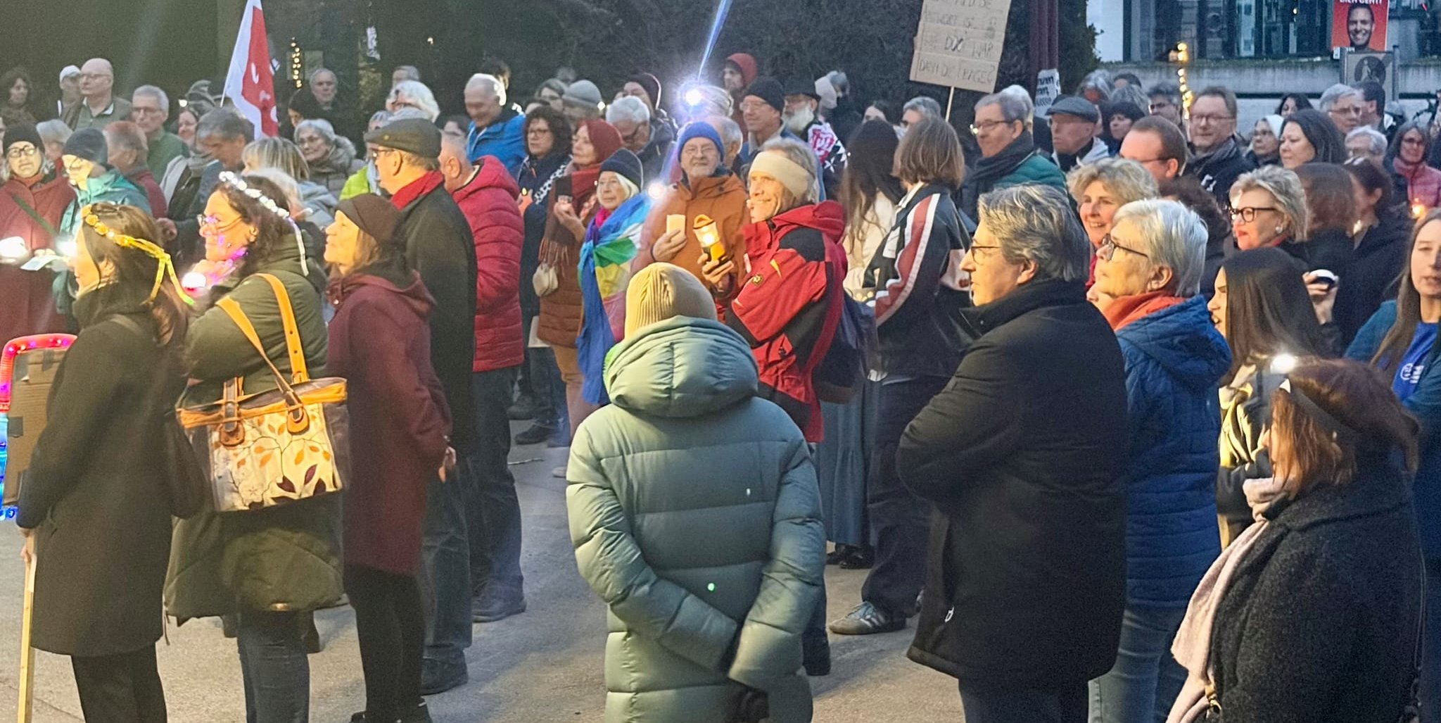 150 bis 200 Teilnehmer, so die Schätzung der Organisatoren, haben am Samstag an der Aktion teilgenommen.