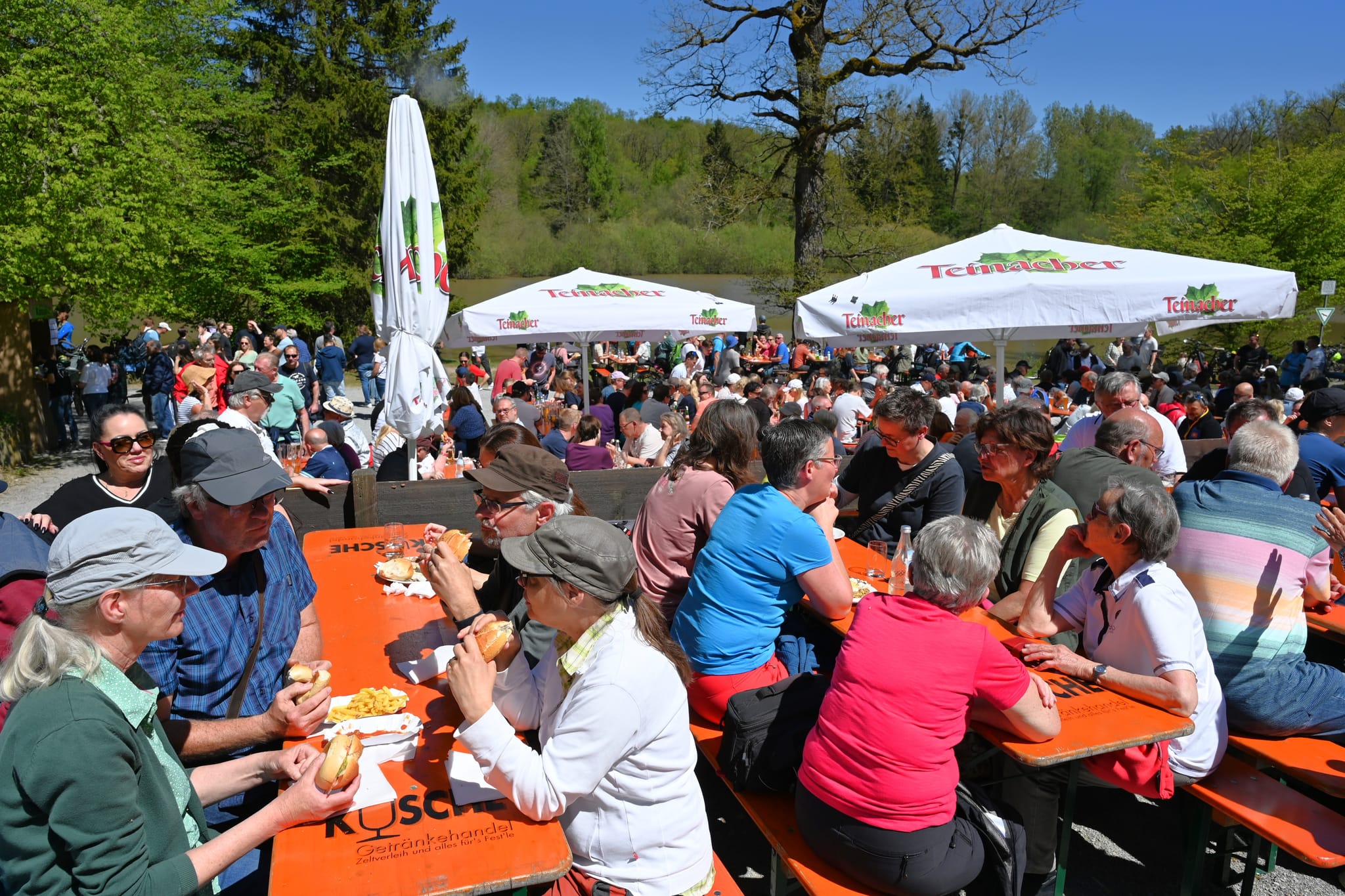 Magstadter Angelsportverein war das Maifest am Hölzersee ein voller Erfolg. Bild: Reichert
