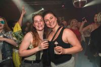 SWR 1 Disco in Dachtel: Volles Haus und eine Mega-Stimmung ab dem ersten Song. Die Party ging bis in die Nacht hinein.