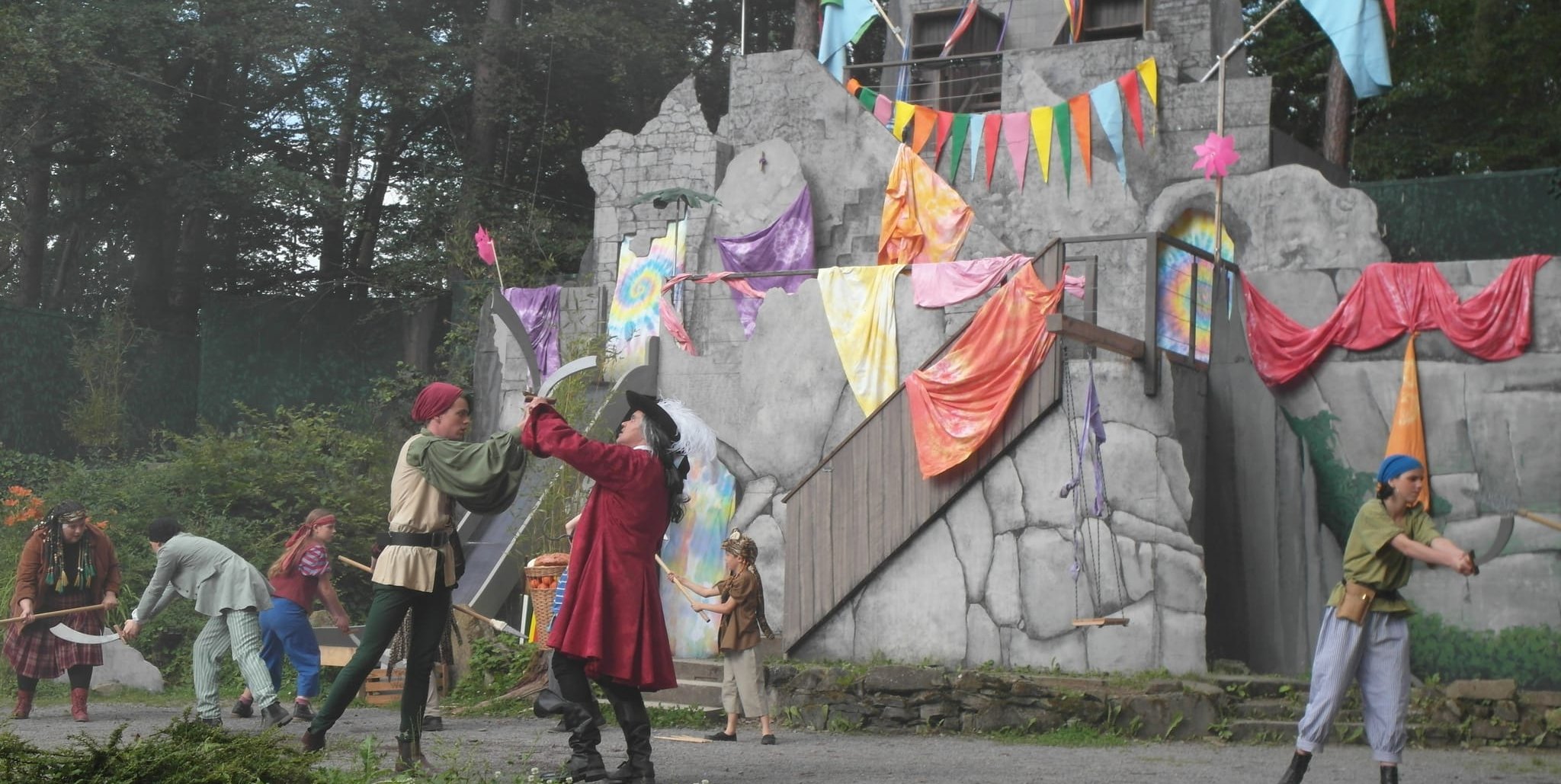 Sowohl das Kinderstück „Peter Pan“ kam im Naturtheater gut an ...
