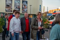 Gute Laune beim Benefizkonzert im Zirkuszelt.