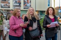 Gute Laune beim Benefizkonzert im Zirkuszelt.