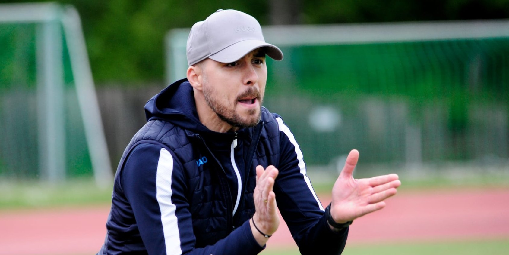 Böblingens Trainer Slobodan Markovic platzt beinahe die Hutschnur.