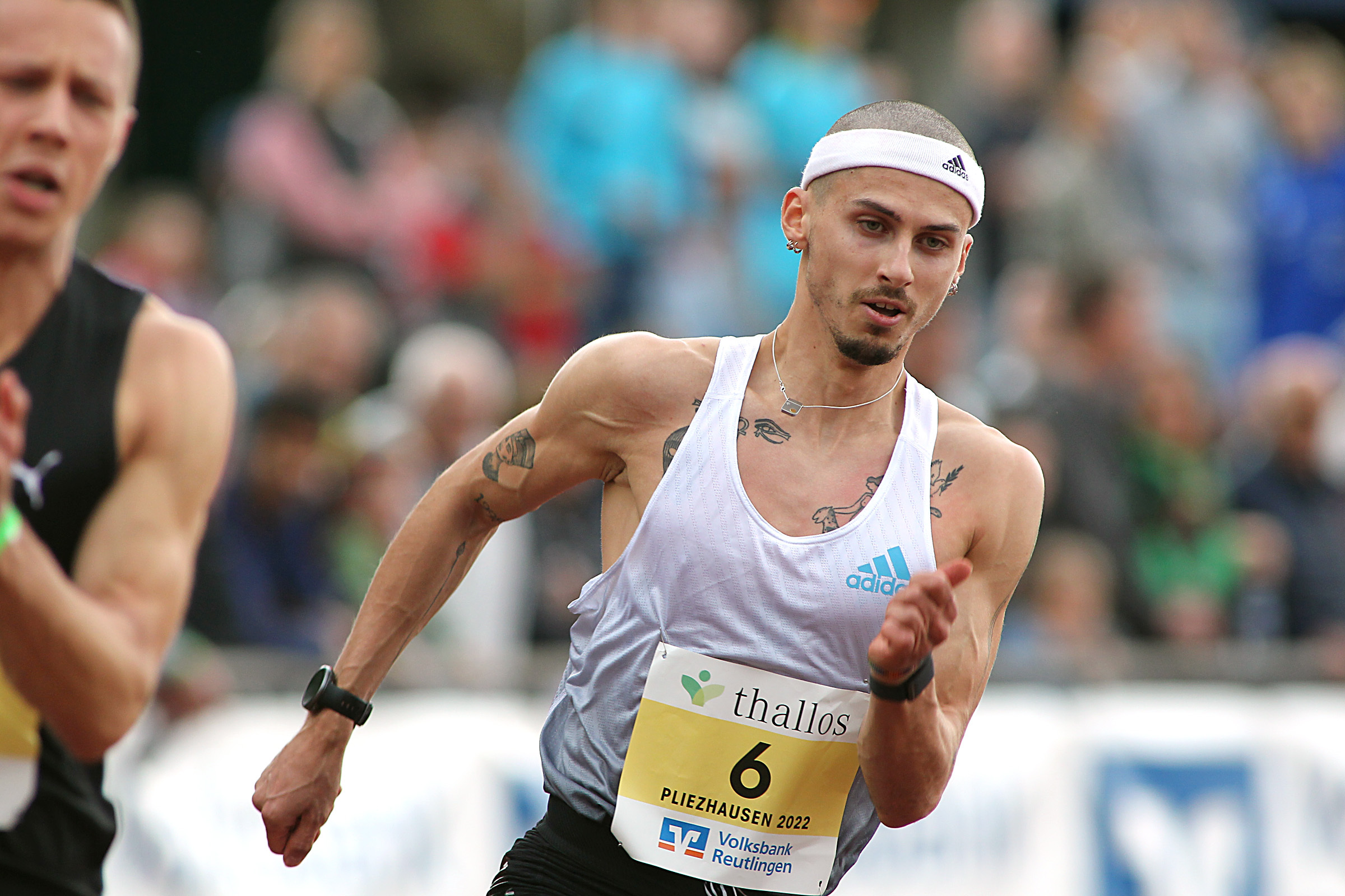 Der Sindelfinger Conatintin Preis lief in Pliezhausen die für in ungewohnten 150 und 300 Meter. Dennoch gab er dabei eine gute Figur ab. Bild: Görlitz