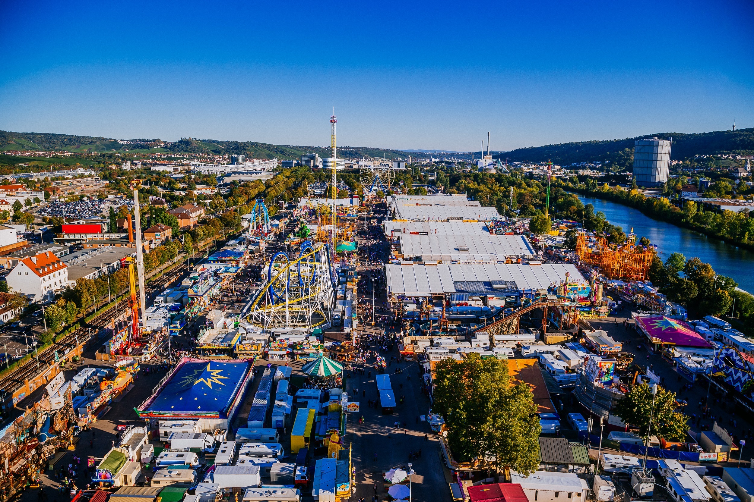 Blick über den Cannstatter Wasen. Bild: in.Stuttgart/Thomas Niedermueller