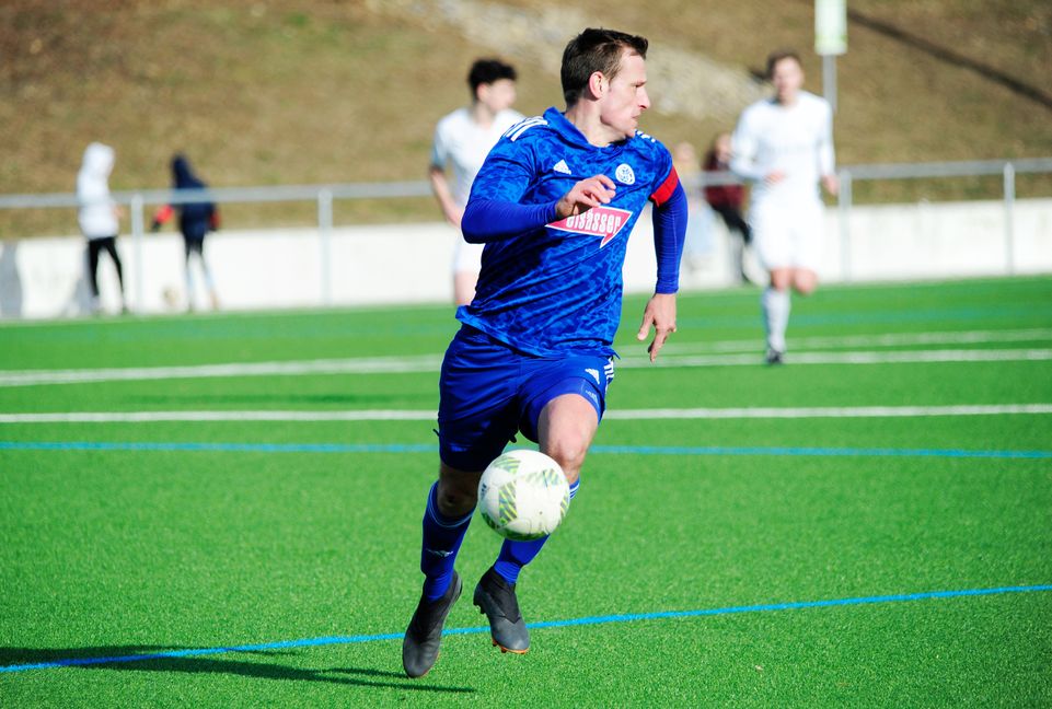 Zwei Tore in Neckarrems: VfL-Kapitän Oliver Glotzmann. Bild: photostampe