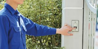 Mit Tricks in den unterschiedlichsten Varianten wollen die Betrüger ans Geld ihrer Opfer gelangen.