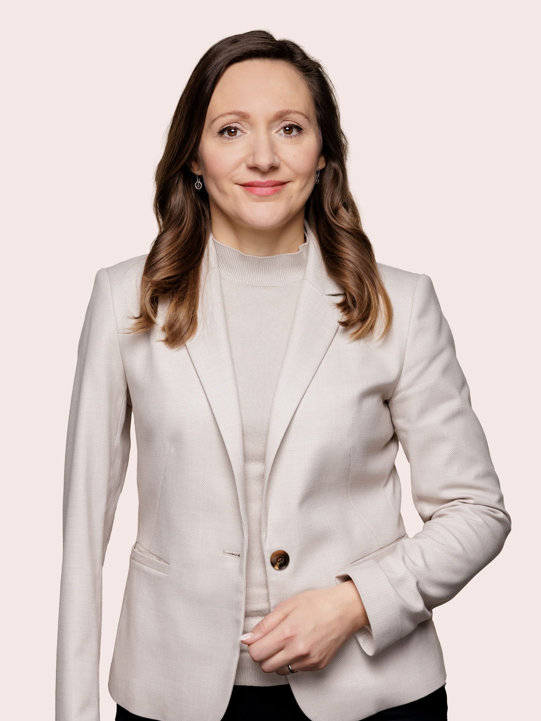 Jasmina Hostert