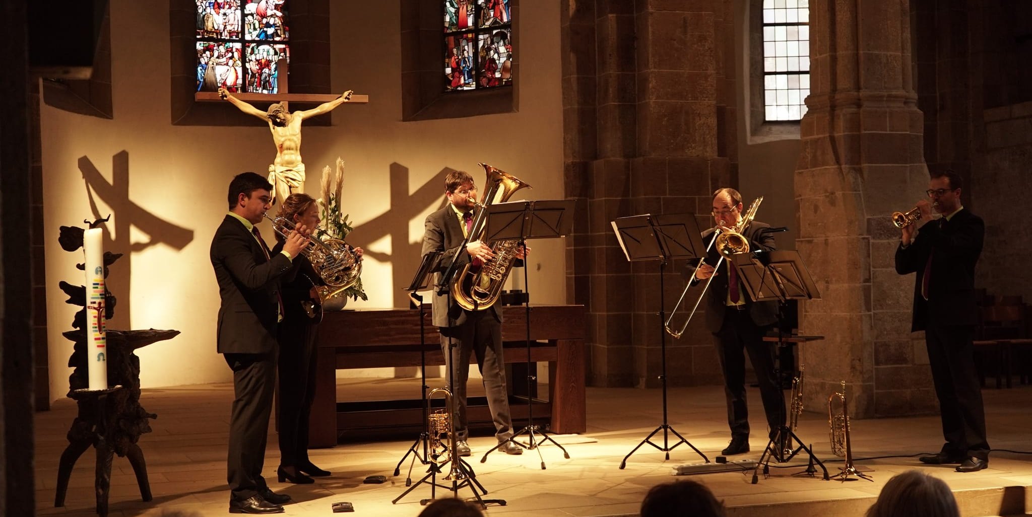 Das Leipziger Blechbläserquintett „Embrassment“ spielte zum Finale der 34. Orgelreihe in der Martinskirche. Bild: Heiden