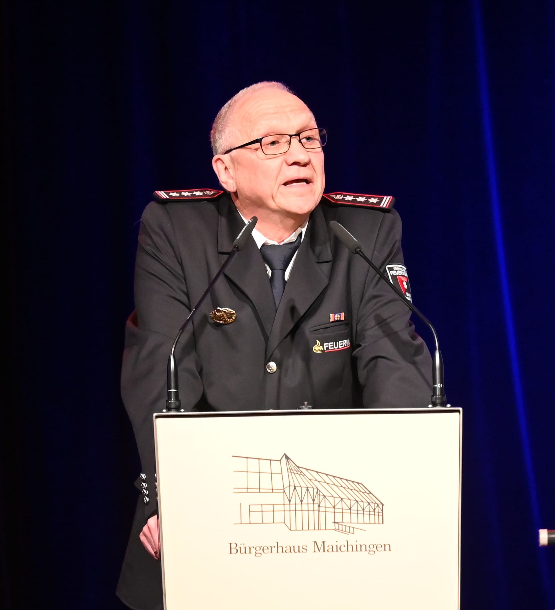 Der Festredner: Ehrenkommandant Wolfgang Haug. Bilder: Reichert