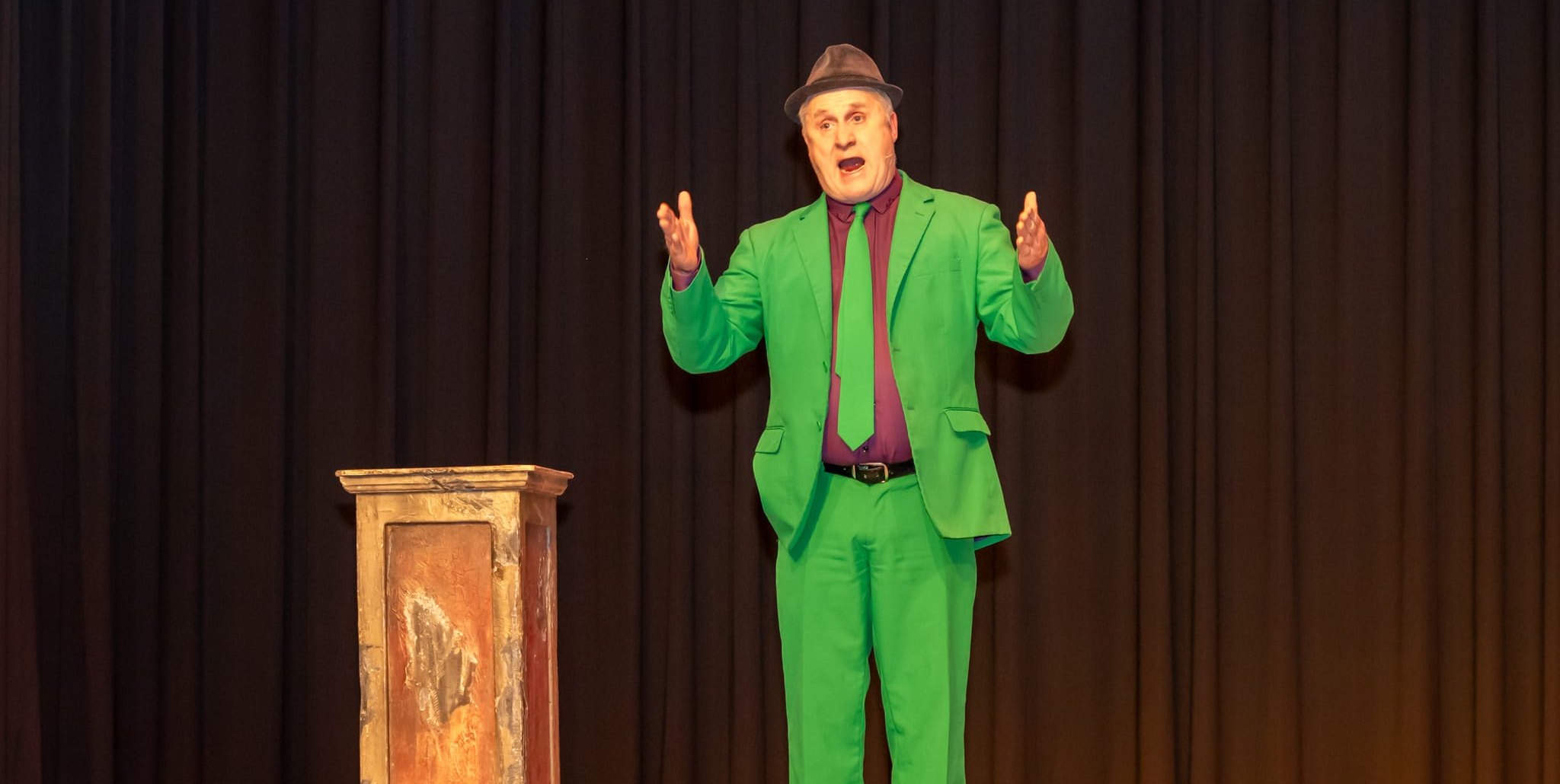 Die One-Man-Show von Bernd Kohlhepp alias Hämmerle sorgt für viele Lacher.