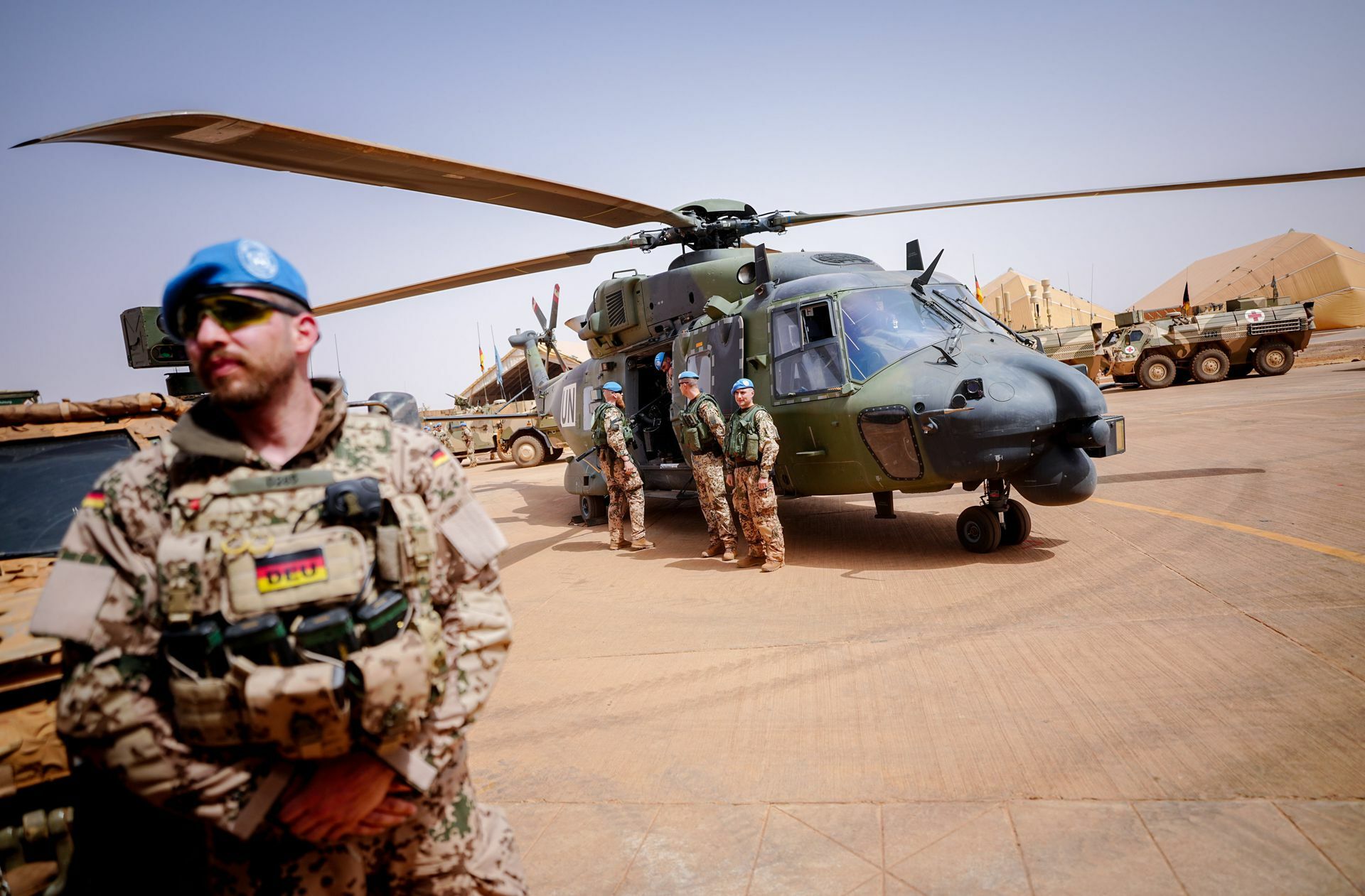 Bundeswehrsoldat mit blauer Mütze – an der Mission der Vereinten Nationen will sich Deutschland künftig mit etwas mehr Personal beteiligen als bisher.