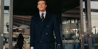 Schick: Roger Moore als James Bond in „Leben und sterben lassen“.
