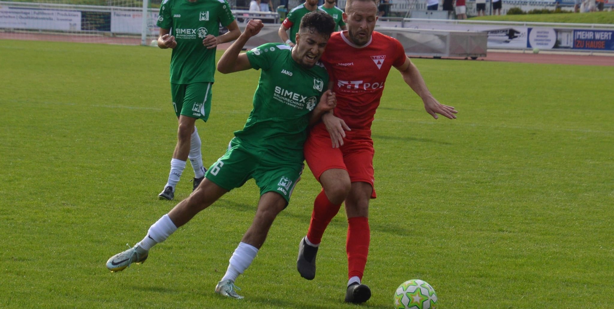 Alper Kocas (links) und der GSV Maichingen stehen am Sonntag im Derby gegen die SV Böblingen unter Zugzwang.Bild: Zvizdiç