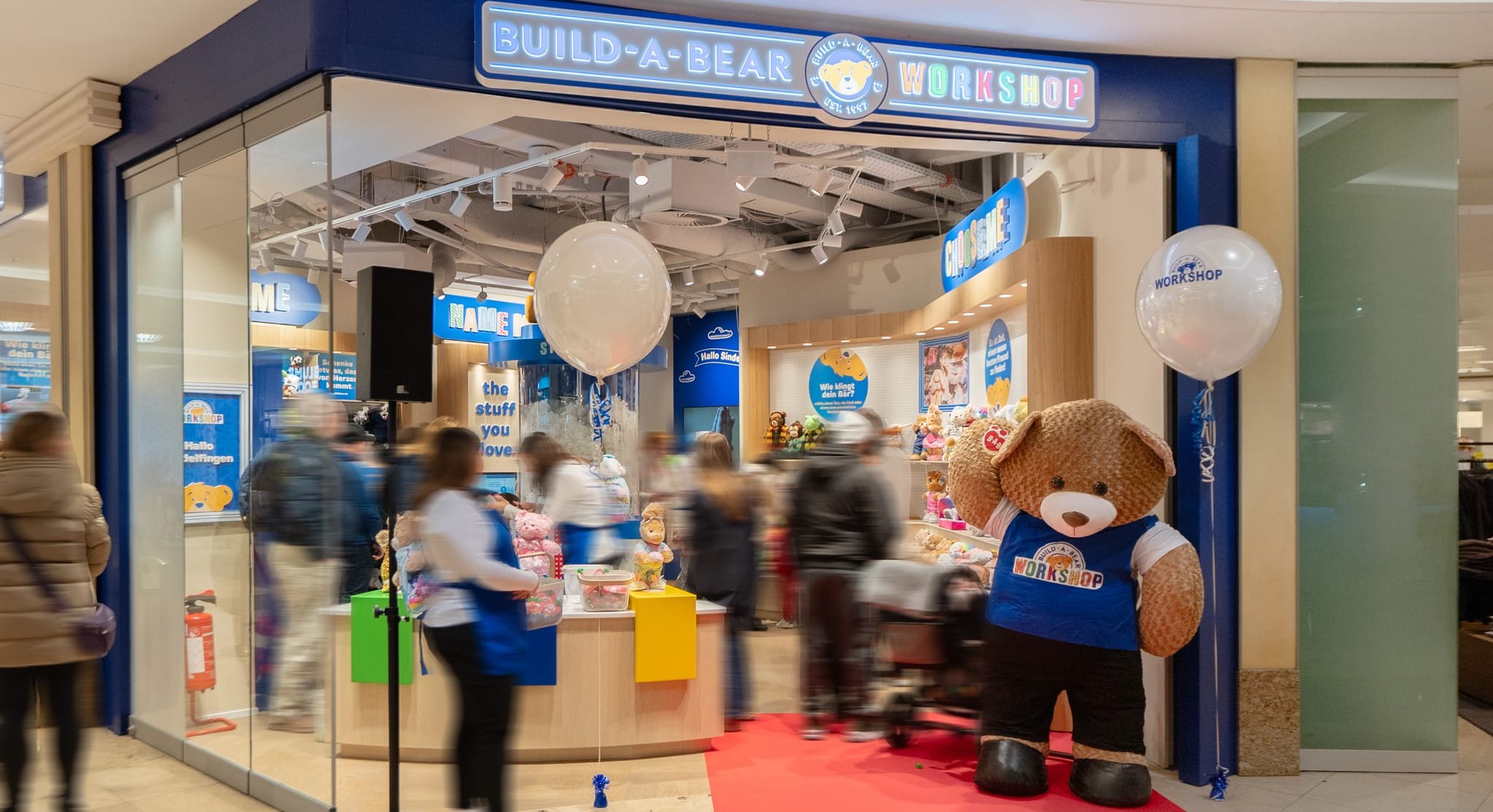 Hereinspaziert zum Teddybären-Workshop.