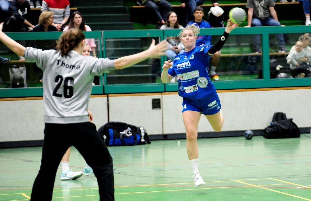 Janina Schandl erzielte fünf Treffer für die HSG.