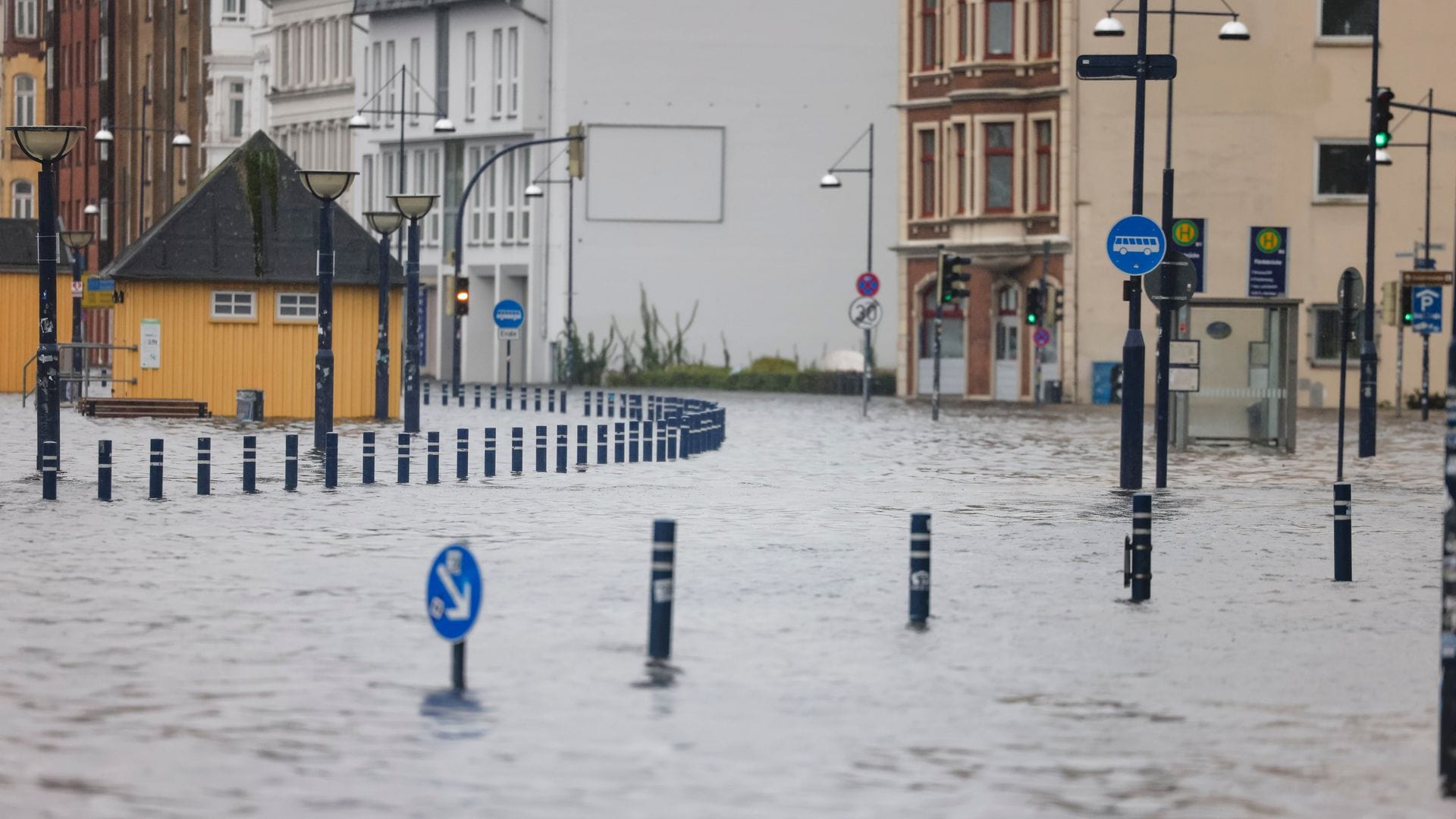 Das Ostseehochwasser hat 2023 schwere Schäden angerichtet. (Archivbild)