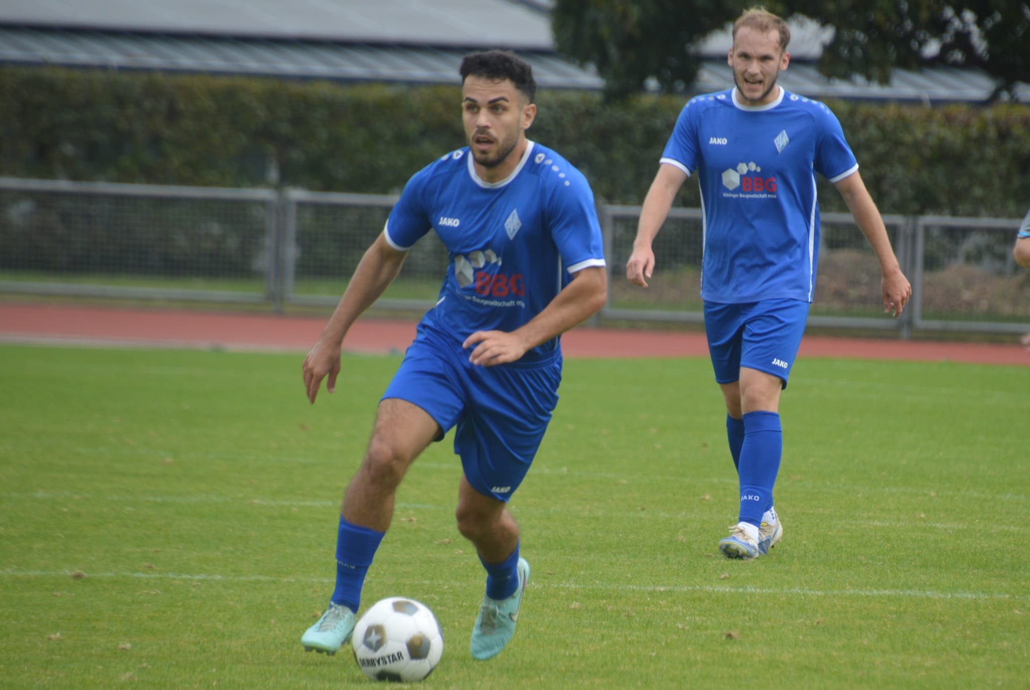 Böblingens Allrounder Alban Dodoli erzielte gegen den TSV Köngen den 1:0-Siegtreffer.