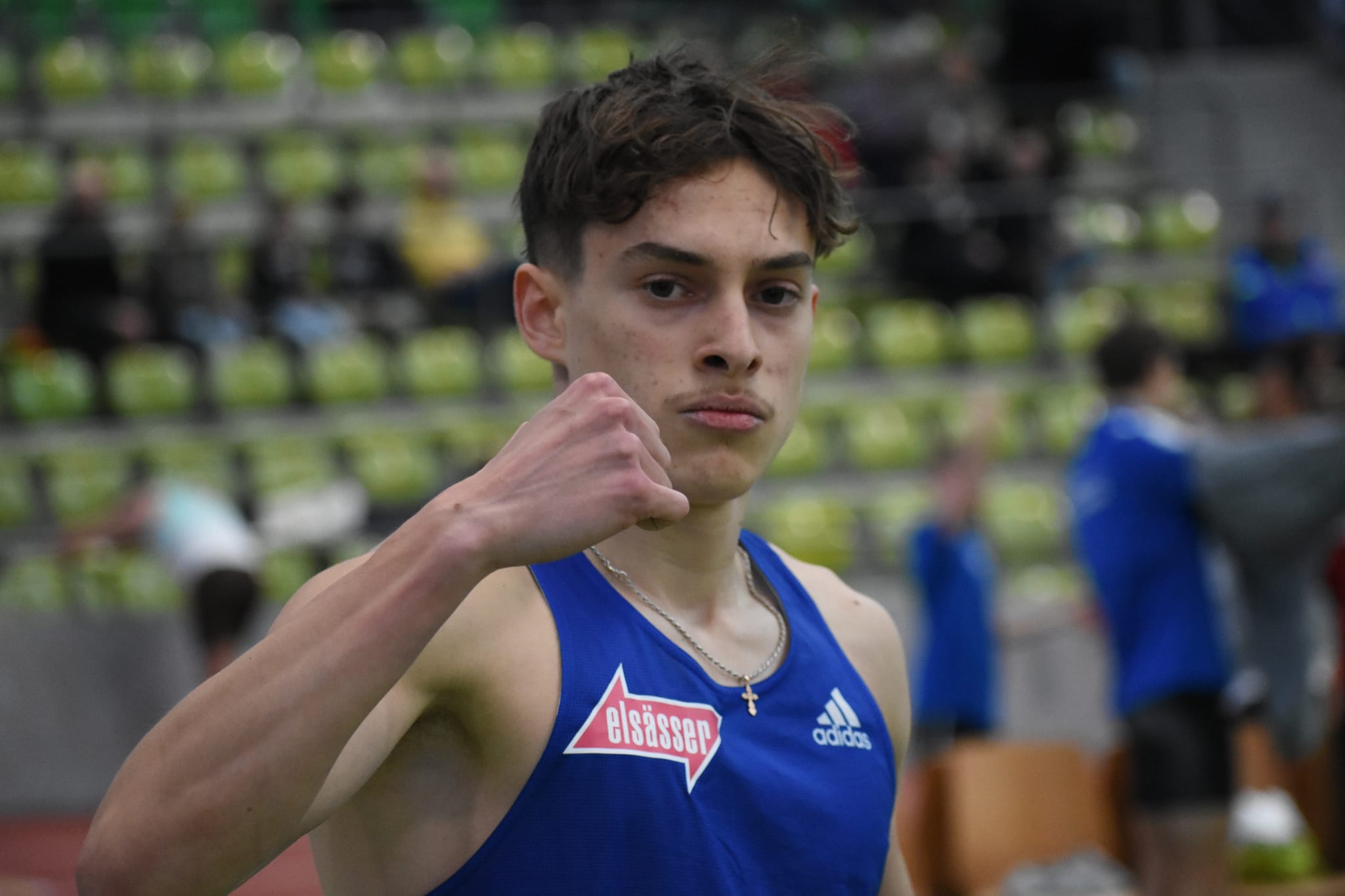 Der Sindelfinger Oleg Stepanov will in der Dortmunder Helmut-Körnig-Halle ins Finale über die 800 Meter laufen