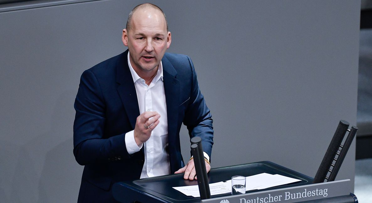 Marc Biadacz bei einer Debatte im Bundestag. Bild: Wittig/z