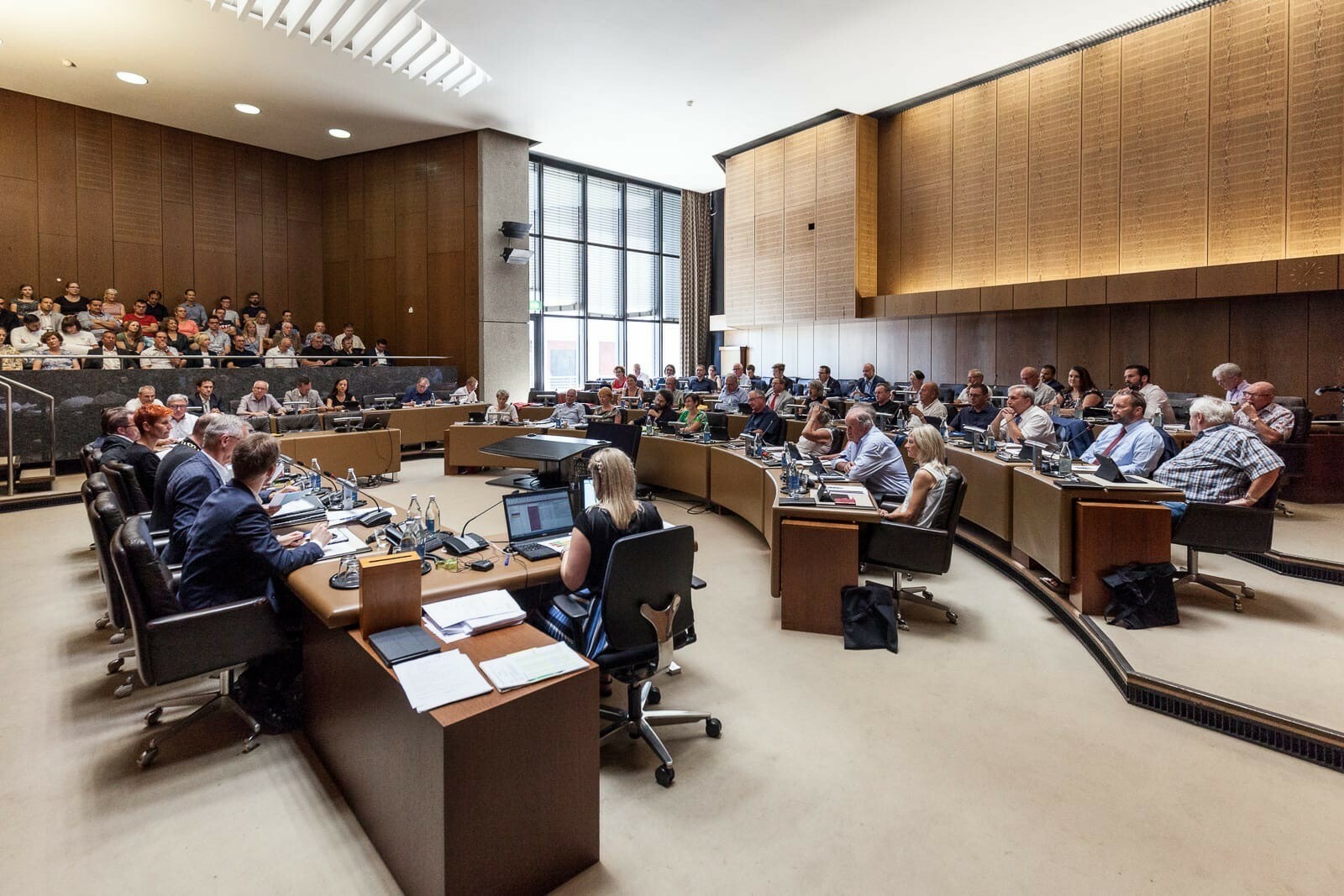 m Sindelfinger Gemeinderat sitzt seit 2019 mit Winfried Meffert ein AfD-Vertreter. Eine Zusammenarbeit zwischen ihm und den Mitgliedern der anderen Fraktionen gibt es nicht. Bild: Fotoknobi/A