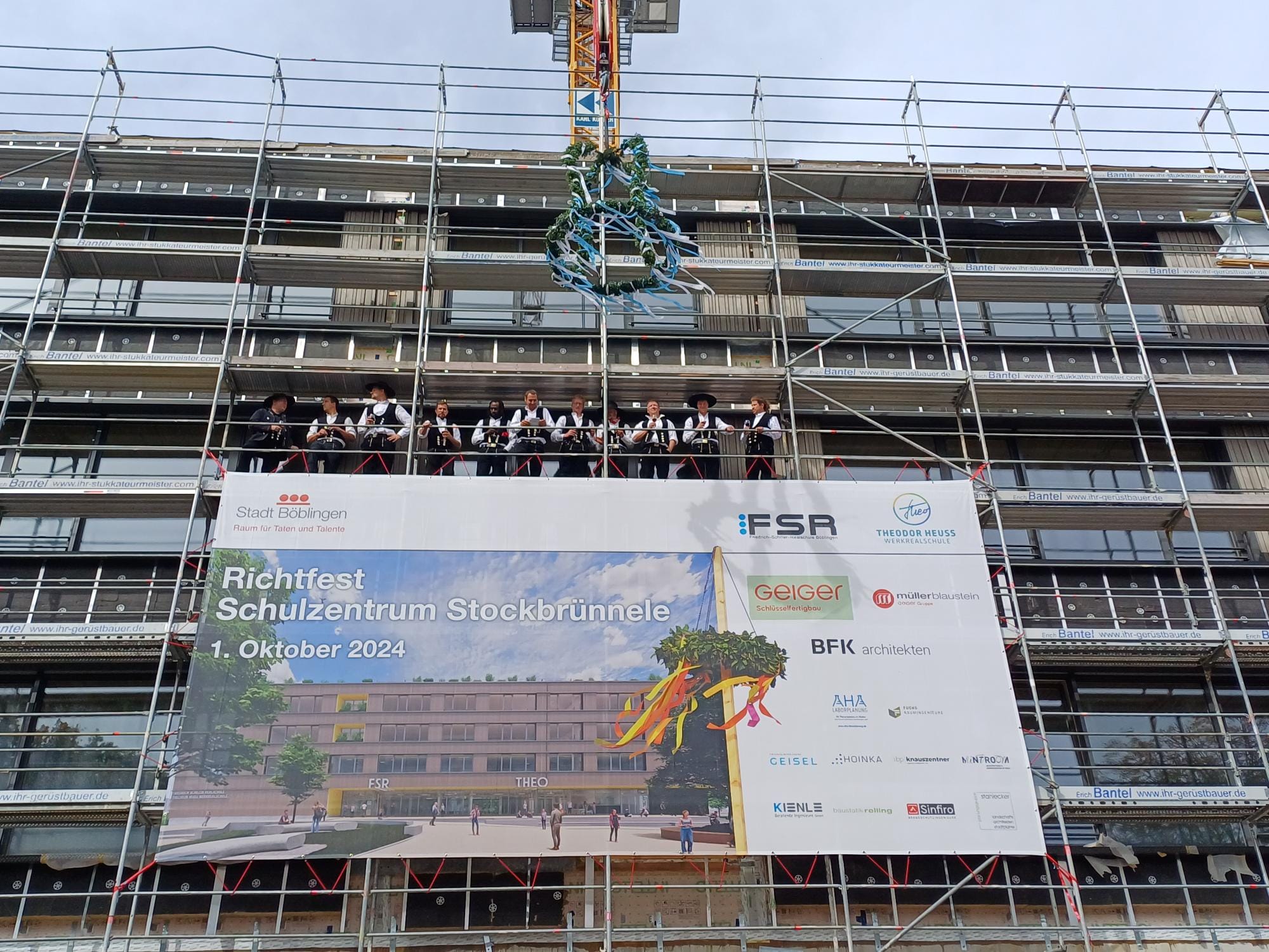 Vor Kurzem wurde das Richtfest gefeiert.