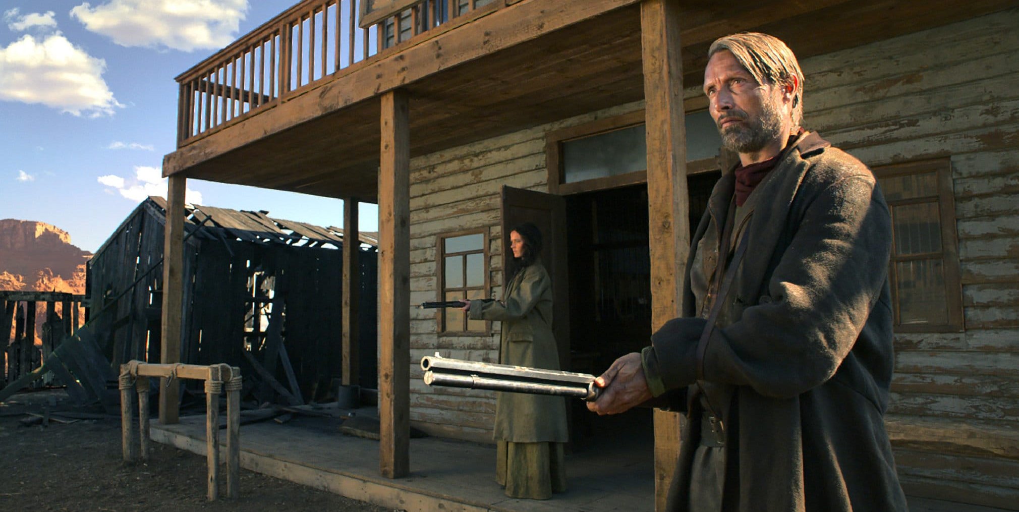 Mad Mikkelsen will Rache in „The Salvation“.