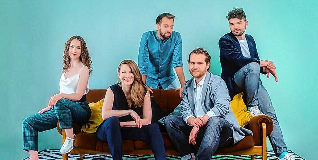„Quintense“ ist eine der zwei A-capella-Gruppen, die im Sindelfinger Pavillon aufteten.