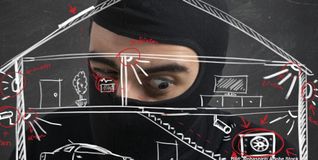 Der Wert des Diebesguts sowie die Höhe des Sachschadens sind derzeit noch unbekannt.