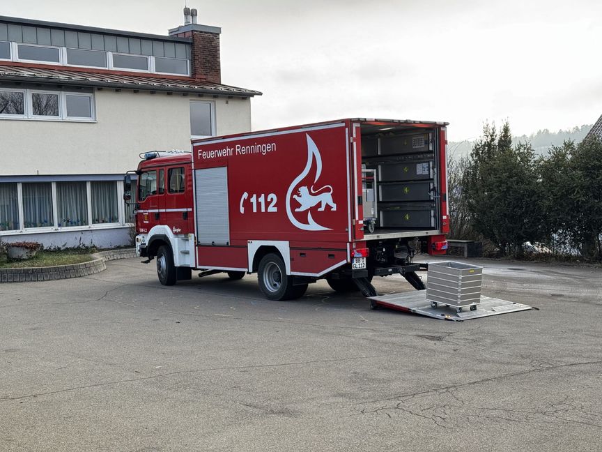 Ein Böller hat den Brand in einer Schultoilette ausgelöst.