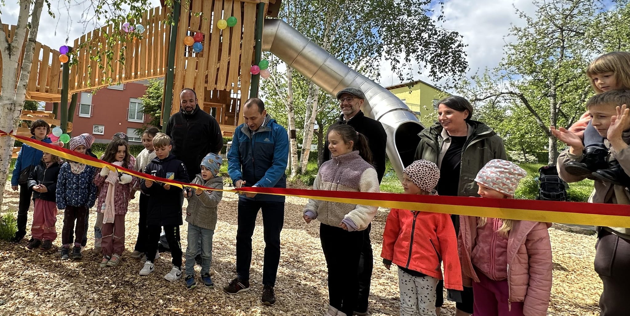 Nach der Sanierung ist der Spielplatz „Auenland“ wieder freigegeben.