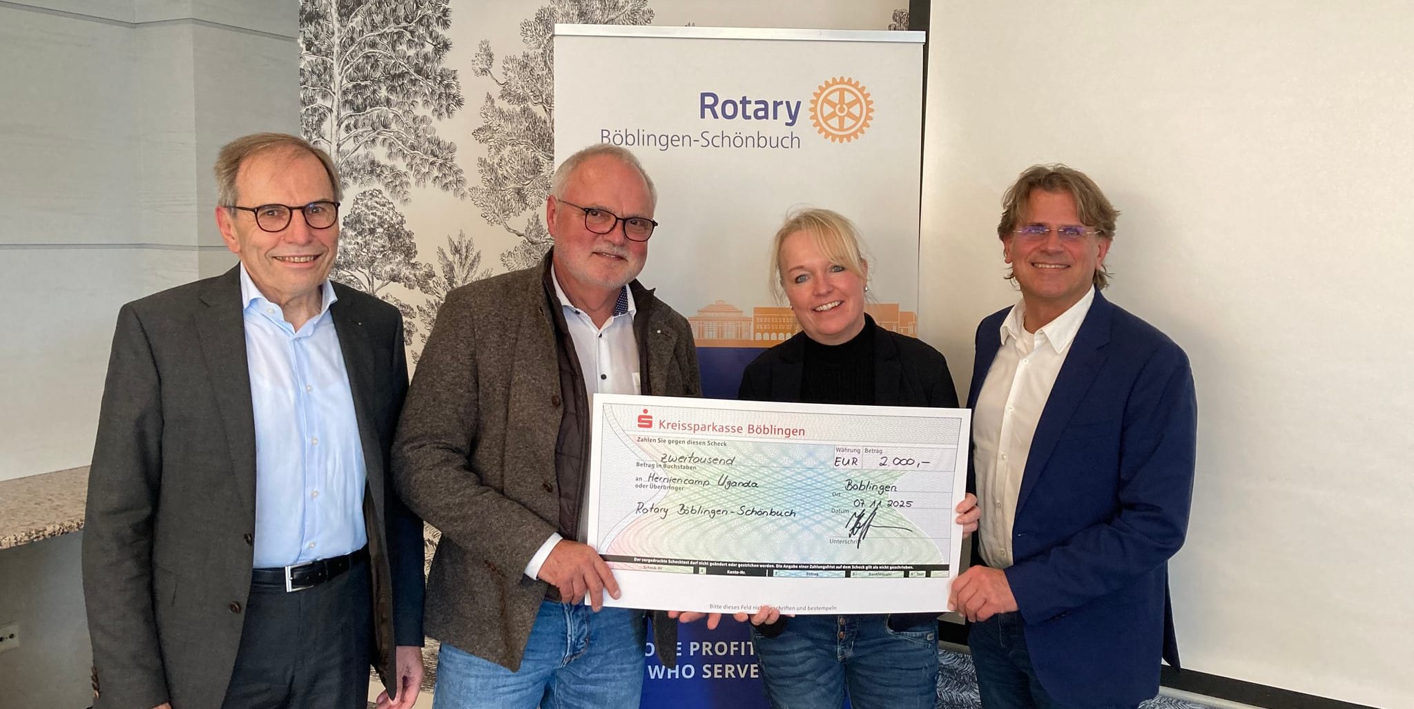 Auf unserem Foto (von links): Otfried Hoffmann (Schatzmeister), Dr. Karl Peter Hoffmann (Präsident), Dr. Anke Groß und Michael Weiß (nächster Präsident).