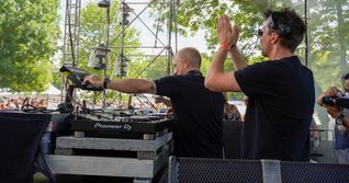Wie im Vorjahr rechnen die Veranstalter des Wet-Festivals auch diesmal mit mindestens 13 000 Besuchern. Bild: Dettenmeyer / A