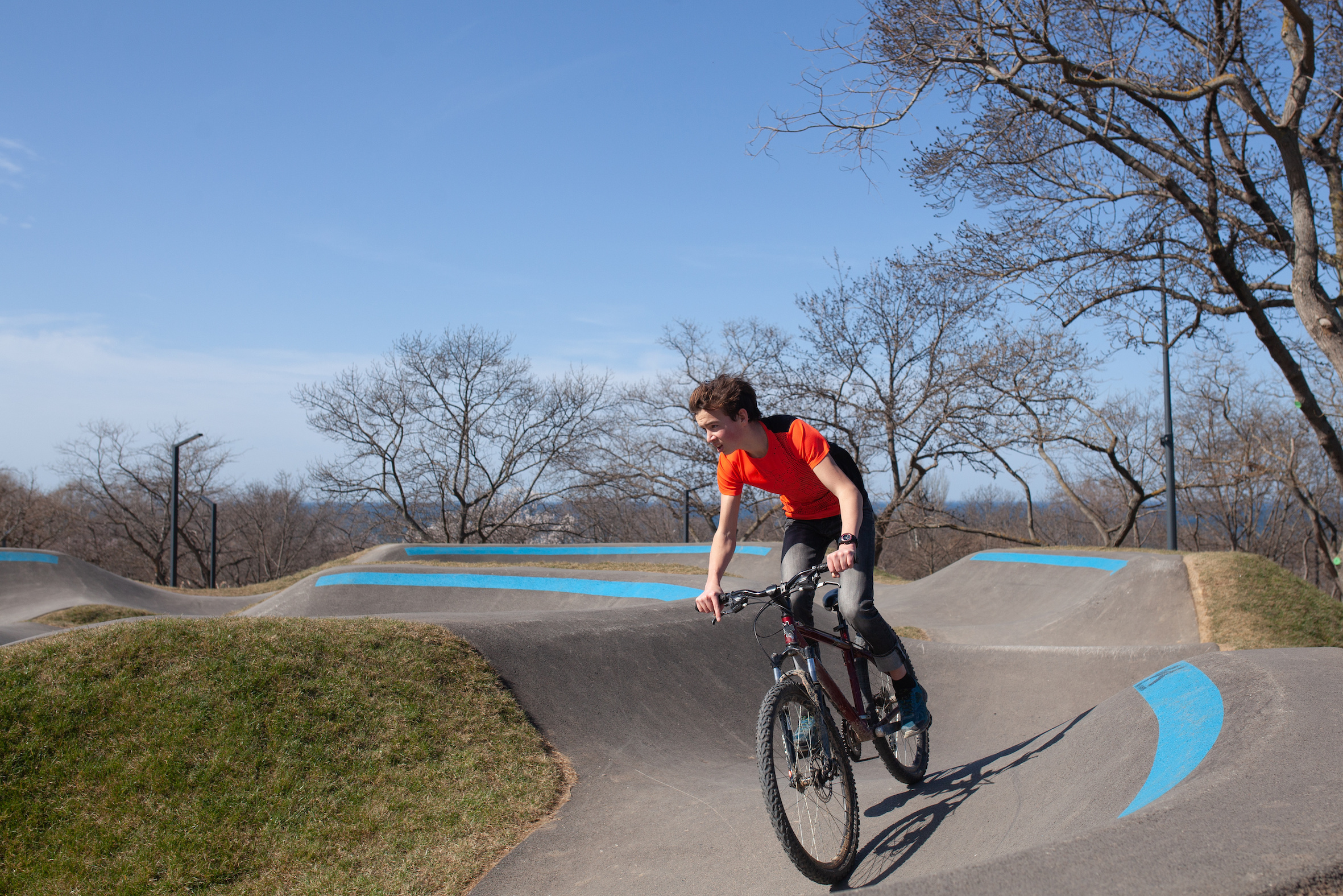 So sieht ein so genannter Pump Track aus.