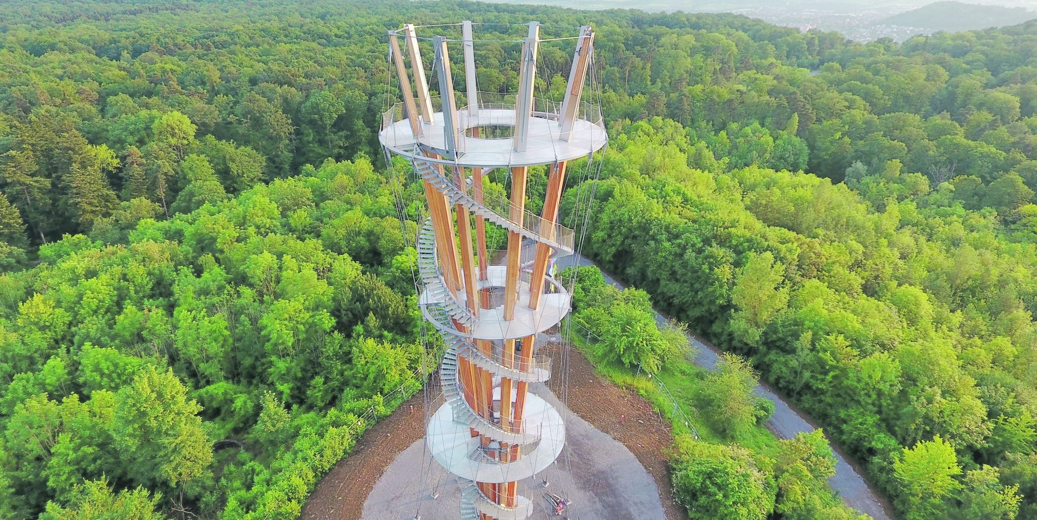 Beste Sicht über Wald und das Albvorland verspricht der Schönbuchturm beim Herrenberger Naturfreundehaus.