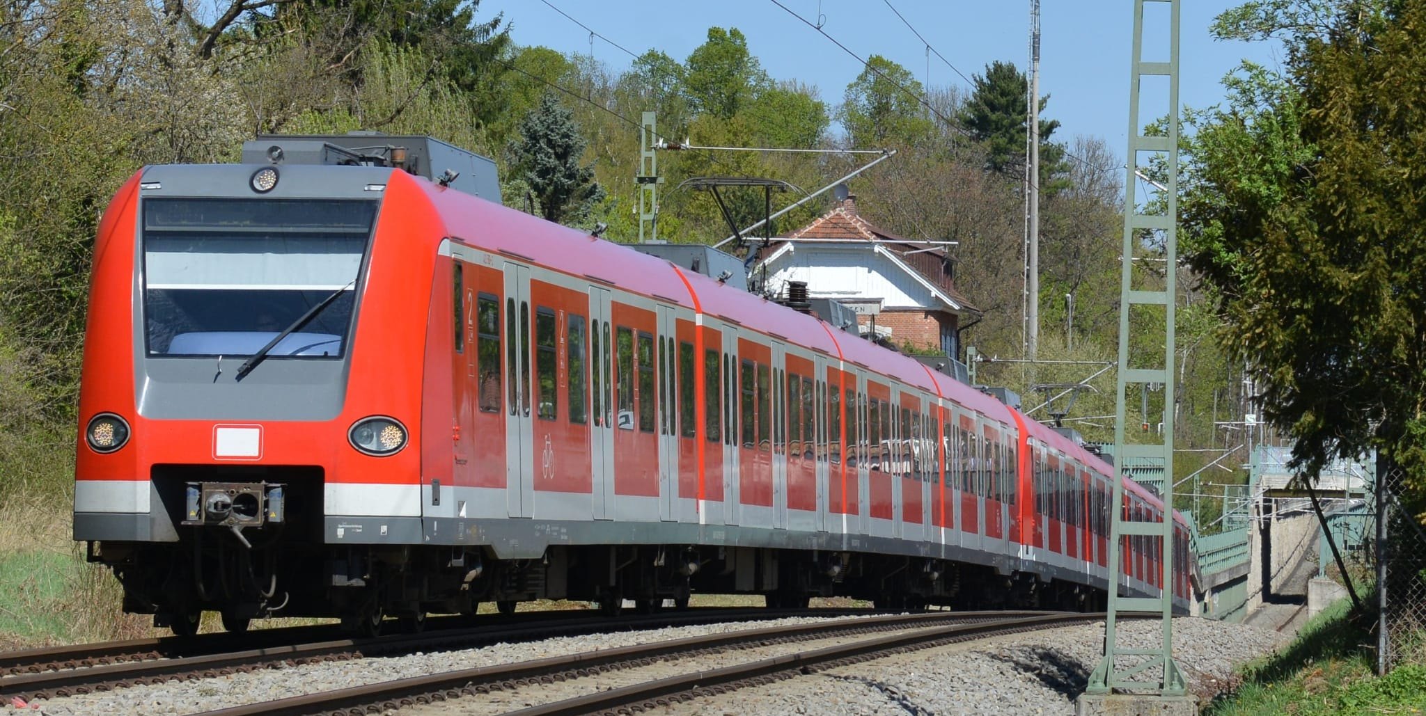 Aufgrund einer Stellwerkstörung kommt es bei der S60 zwischen Renningen und Böblingen heute morgen zu Ausfällen im Berufsverkehr. Ein  Ein Busnotverkehr ist laut VVS eingerichtet.