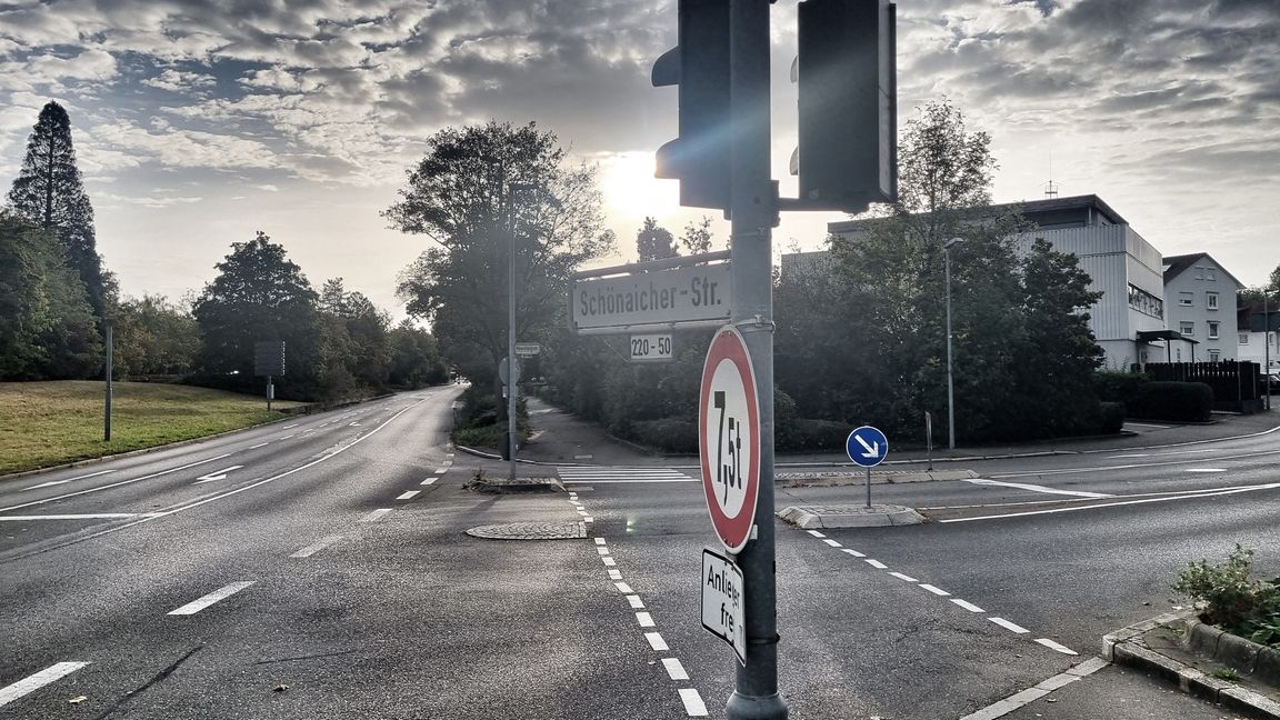 Auch für die Schönaicher Straße wird Tempo 30 in Betracht gezogen. Bild: Hamann