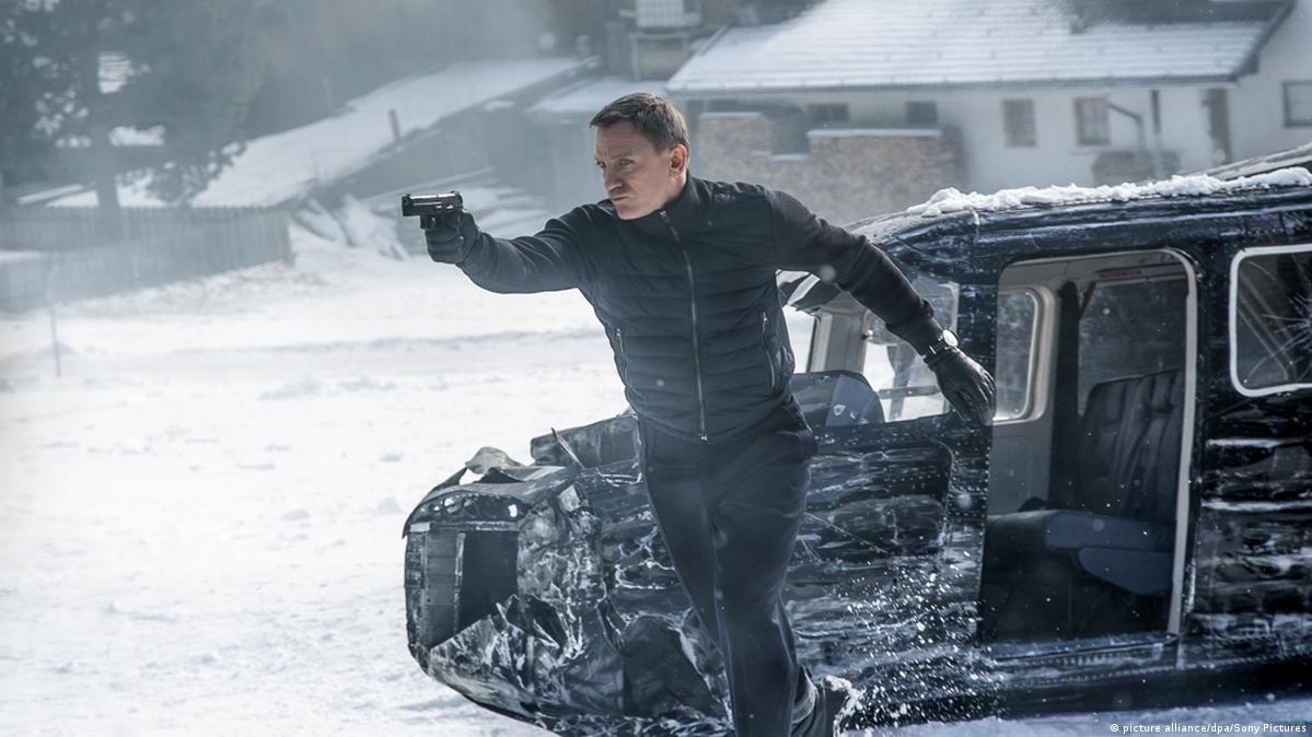 Manchmal helfen Argumente einfach nicht weiter. Wer wüsste das besser als James Bond? Daniel Craig in seinem vorletzten Einsatz in „Spectre“. Bilder: z