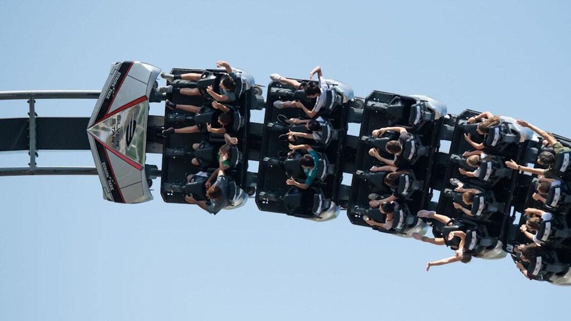 Die beliebte «Silver Star»-Achterbahn im Europapark rückt dank eines neuen Busangebots näher an die Region Stuttgart heran.