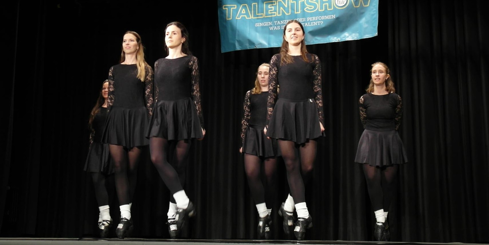 Bei der vom Jugendhilfe-Träger Waldhaus veranstalteten"Schönbuch-Talentshow" in der Altdorfer Festhallle haben sich elf Acts vor über 100 Zuschauern präsentiert.