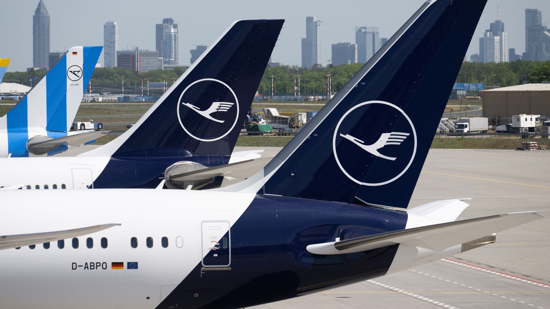 Die Lufthansa investiert in ihren Service an Bord. (Archivbild)