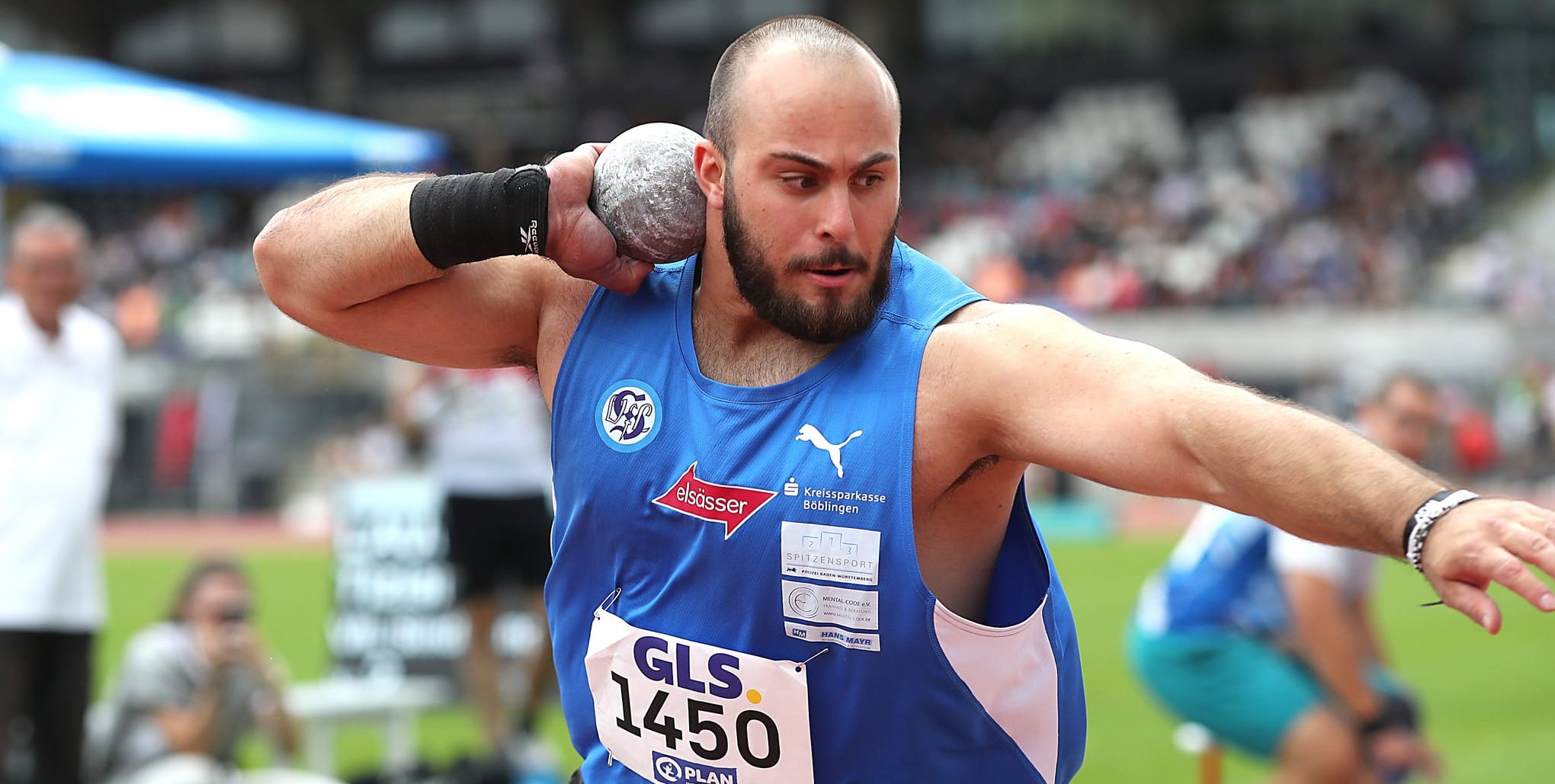 Tizian Lauria holte sich mit einer starken Serie im Kugelstoßring den Titel im Ulmer Donaustadion. Bild: Görlitz