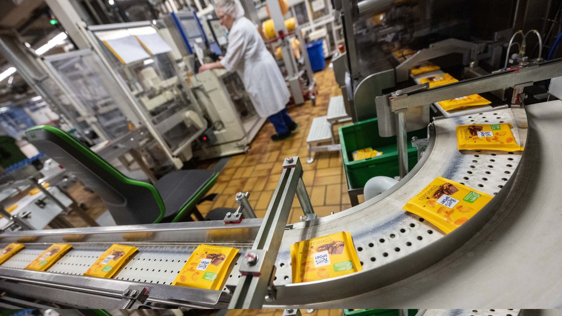 Ritter Sport hat seit kurzem leichtere Schokoladentafeln im Angebot. (Archivbild)