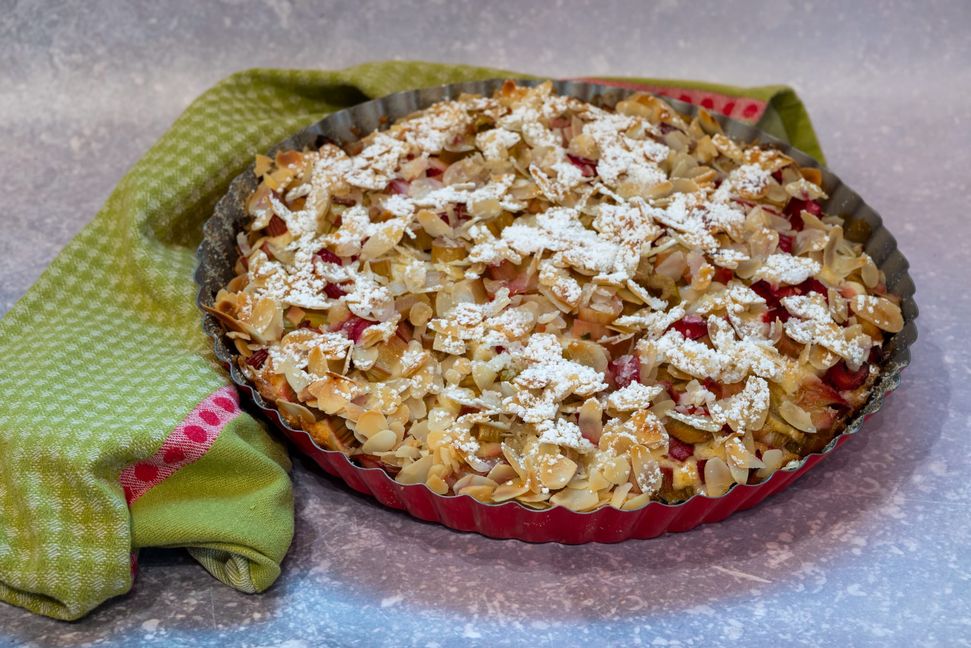 Mandel-Rhabarbertarte