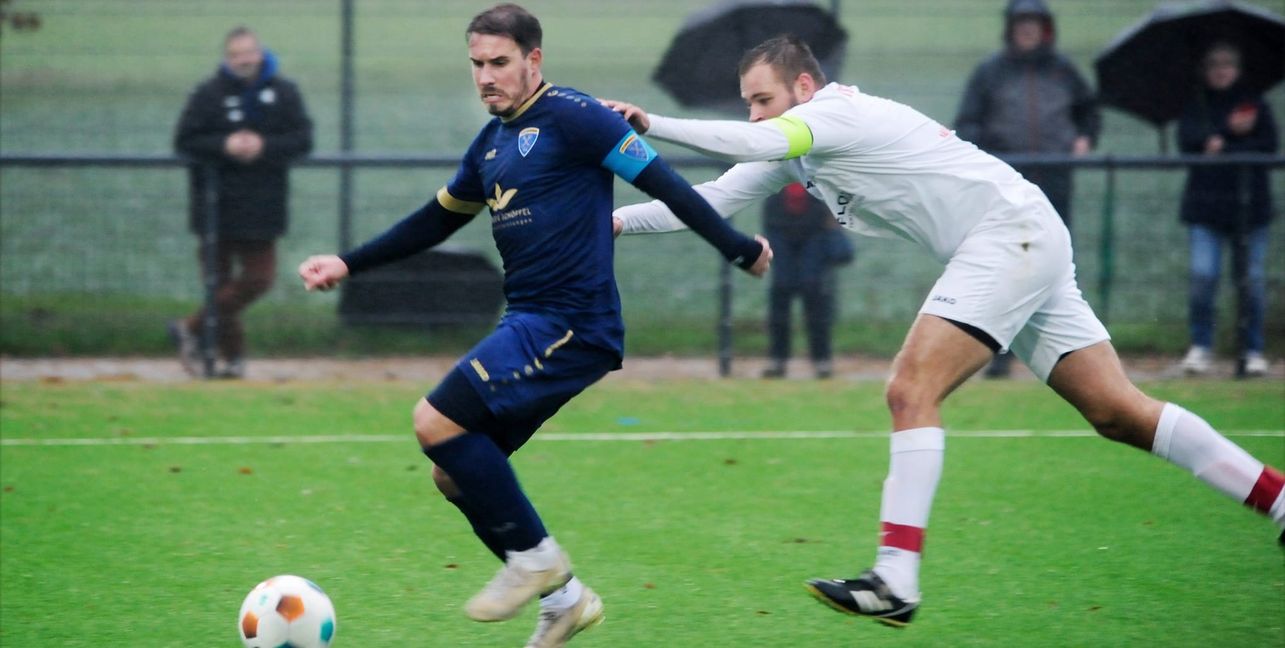 Simon Lindner (links) und der TV Darmsheim wollen sich in Oberjettingen nicht aufhalten lassen.  Bild: photostampe