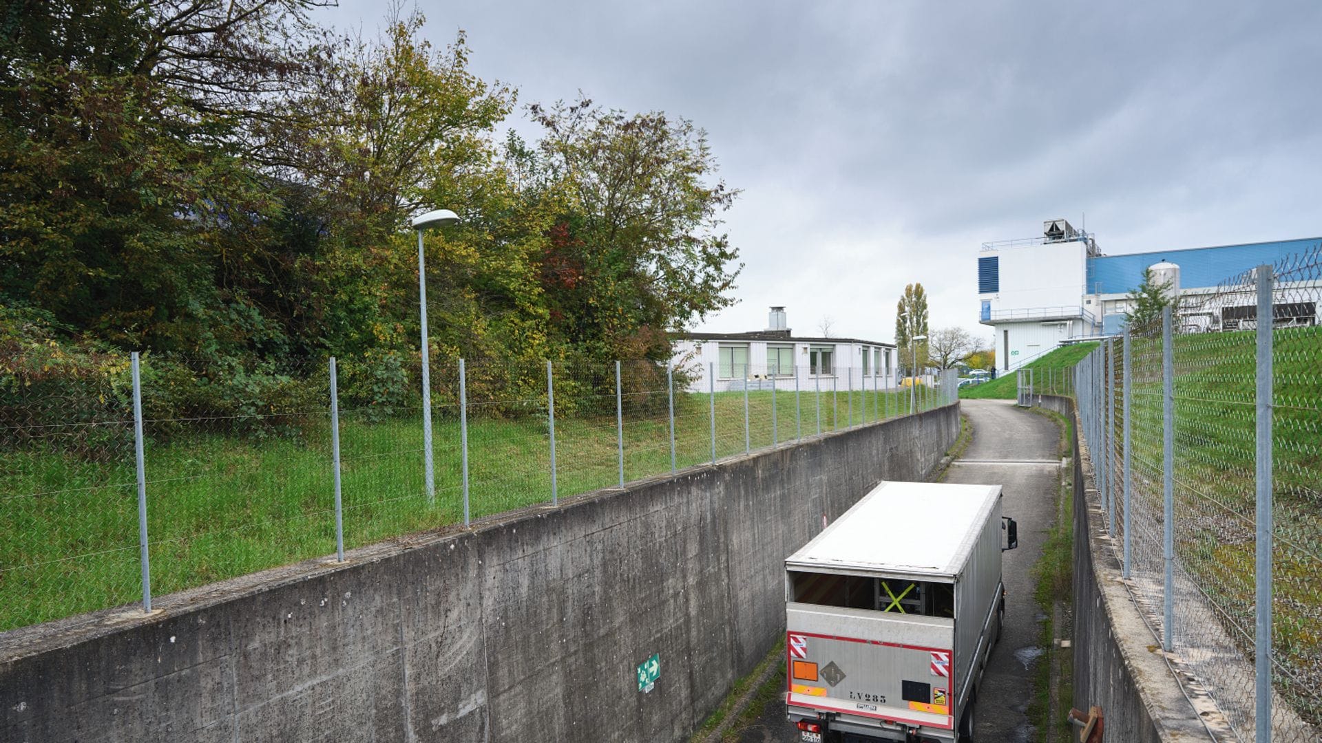 Erstmals in der Geschichte der Menschheit sollen Antiteilchen auf der Straße transportiert werden.