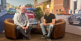 Der Schönaicher Patrick Schlecht (rechts) leitet das neue Hospiz in Böblingen.